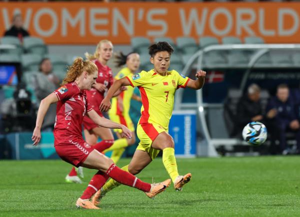 女足世界杯-中国女足丢球:1不敌丹麦